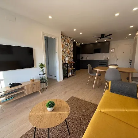 Sunny & Stylish Fuengirola